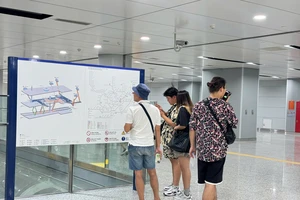 Lượng hành khách trải nghiệm metro số 1 vẫn cao