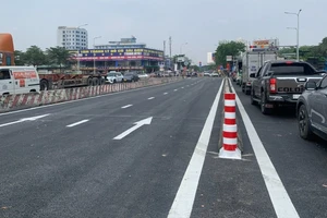 Toàn bộ nút giao Nguyễn Văn Linh - Nguyễn Hữu Thọ đã hoàn thành