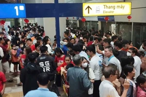 Metro số 1 tăng cường tàu phục vụ ngày Tết