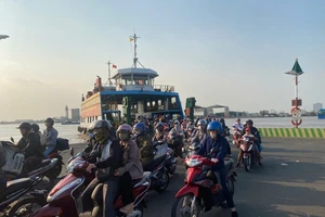 TP.HCM sắp tăng giá dịch vụ phà Cát Lái, phà Bình Khánh