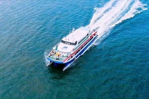 Tàu cao tốc từ TP.HCM đi Côn Đảo có giá khoảng 1 triệu đồng/vé