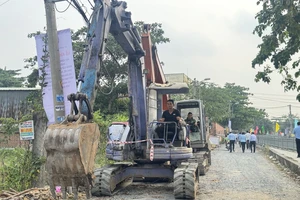 Quận 12 khởi công nâng cấp, mở rộng hàng loạt tuyến đường, hẻm