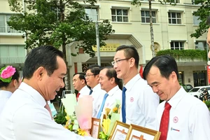 EVNHCMC được tuyên dương điển hình 'Dân vận khéo' năm 2025