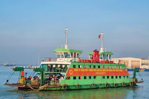 Phà Cát Lái và Bình Khánh điều chỉnh tăng giá vé