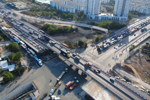 TP.HCM: Thi công dự án nút giao Mỹ Thủy xuyên lễ