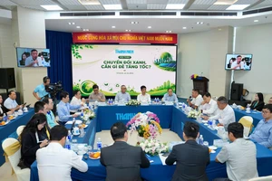 Chuyển đổi xanh: Muốn tăng tốc phải gỡ nút thắt vốn, hạ tầng điện và pháp lý