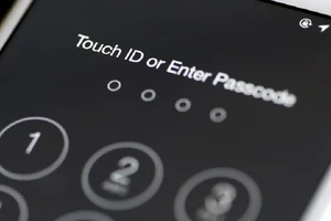 Apple trả lời như thế nào việc iPhone có thể bị bẻ khóa?