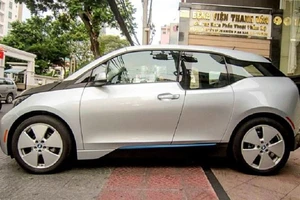 Sẽ có ô tô điện nạp điện như chạy xe đạp? 