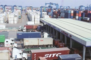 Có khi phải...van lạy mới có hồ sơ phục vụ kiểm tra