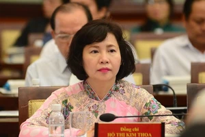 Bà Hồ Thị Kim Thoa, nguyên Thứ trưởng Bộ Công Thương, hiệm đang nắm giữ nhiều cổ phần của Công ty Điện Quang