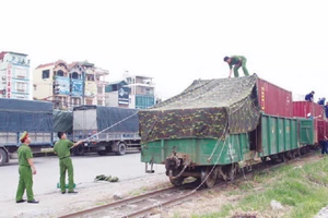 Ai có nhiệm vụ bảo vệ tiền, vàng, kim cương...?