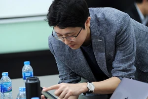 Một startup Hàn Quốc đang giới thiệu sản phẩm