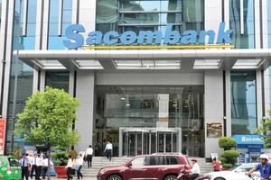 Sacombank ồ ạt rao bán tài sản nghìn tỷ thu hồi nợ. Trong ảnh là hội sở của Sacombank 