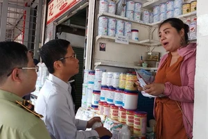 Bộ trưởng ‘vi hành’ 3 chợ, trung tâm thương mại ở TP.HCM