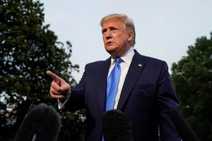 Hàng trăm doanh nhân viết 'tâm thư' gửi ông Trump