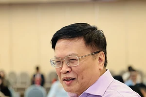 Cần xem xét bỏ 1 số luật không cần thiết