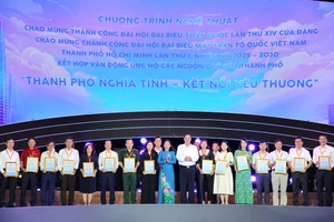 Agribank hỗ trợ 6 tỷ đồng cho người nghèo, đối tượng chính sách tại TP.HCM dịp Tết Bính Ngọ 2026