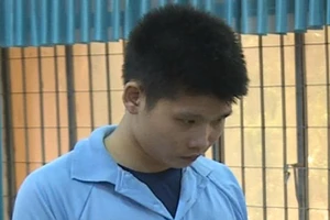 4 lần giở trò đồi bại khiến bé gái 13 tuổi mang thai