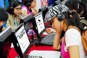 Trang tin điện tử hết thời xài lụi tin, bài các báo