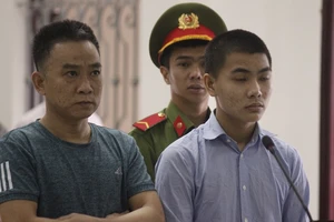 Cha đẩy con trai 16 tuổi vào vòng lao lý vì rủ đi cướp