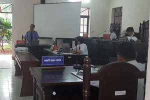 VKS đề nghị mức án với 4 thuộc cấp Nguyễn Thái Luyện