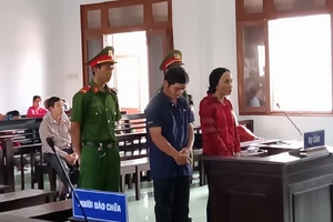 Chị dâu đưa em rể vào tù