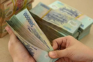 Hứa làm giấy chứng nhận, chiếm đoạt hơn 100 triệu đồng