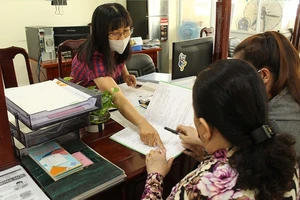 Kiểm tra việc tiếp công dân, giải quyết khiếu nại, tố cáo ở một số viện kiểm sát