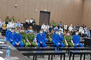 Cựu Chủ tịch Bình Thuận hầu tòa vụ giao đất giá rẻ gây thiệt hại 45 tỉ đồng