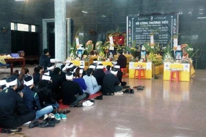 Vụ bốn người chết ở Thanh Hóa: Quá trình đầu độc vợ con rồi tự sát của nạn nhân?