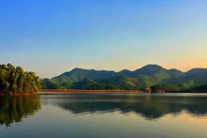 Thái Nguyên công bố khẩn cấp đập hồ Núi Cốc gặp sự cố