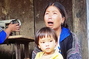 Những nỗi đau xé lòng khi cơn lũ khủng khiếp đi qua