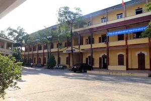 Kiểm điểm các cá nhân vụ đuổi 7 học sinh nói xấu giáo viên