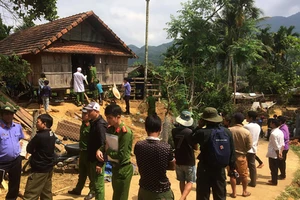 Bật điện thoại giả tiếng gà gáy bị thợ săn bắn chết