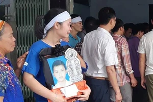 Thủ tướng yêu cầu làm rõ vụ 8 học sinh tử vong tại Hòa Bình