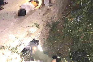 3 học sinh tử vong khi tông xe vào cống ven đường