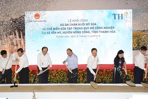 Thủ tướng khởi công dự án nông nghiệp công nghệ cao 3.800 tỉ