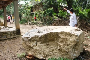  Nghi một người đàn ông dâm ô 4 bé gái