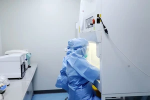 Thanh Hóa nói về máy xét nghiệm 3,7 tỉ đồng