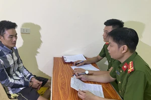 Dùng búa tấn công bố vợ vì mâu thuẫn chuyện đặt tên con