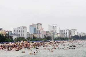 2 người bị đuối nước ở biển Sầm Sơn