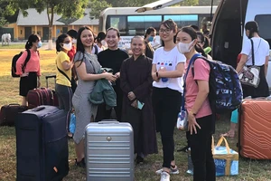 Niềm vui của 142 du học sinh, người du lịch sau cách ly