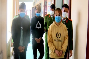 Bắt giữ 7 người 'mở tiệc' ma túy trong khách sạn 