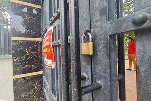 Thông tin vụ nhà dân bị khóa cửa khi người từ nơi khác về quê ăn Tết