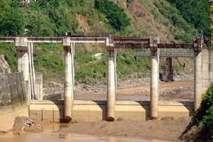 Ảnh: Dự án thủy điện hơn 3.300 tỉ ở Thanh Hóa sau 10 năm dang dở, bỏ hoang