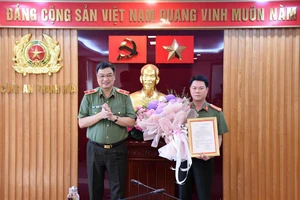 Thanh Hóa công bố các quyết định của Bộ Công an về bổ nhiệm cán bộ