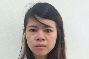 1 phụ nữ thực hiện 21 vụ trộm tiền trong tài khoản của cán bộ hưu trí