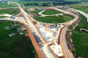 Hình hài 2 nút giao thông trên cao tốc Quốc lộ 45 - Nghi Sơn