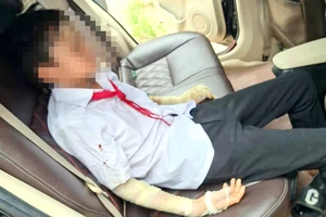 Phòng GD&ĐT báo cáo vụ nổ bóng bay khiến 10 học sinh bị thương