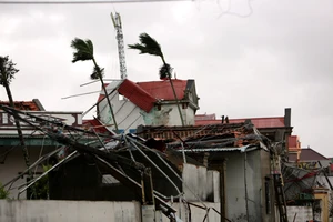 Bão số 10 và mưa lũ khiến 11 người chết